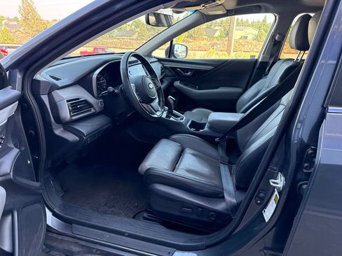 Used 2022 Subaru Outback Limited AWD/4WD image 9