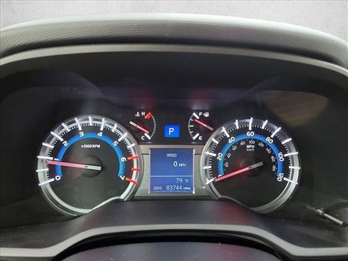 Used 2018 Toyota 4Runner SR5 RWD image 20