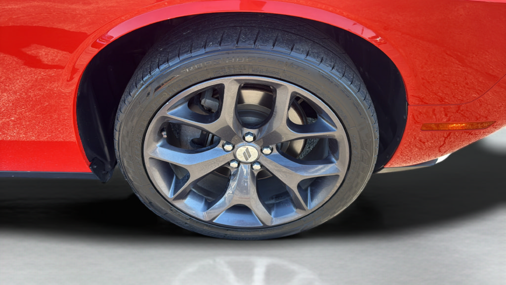 Used 2017 Dodge Challenger SXT Plus RWD image 32