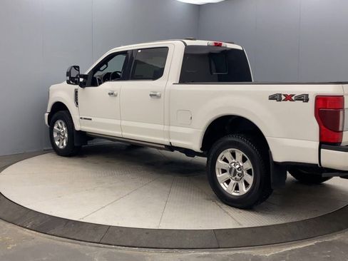 Used 2022 Ford F250 Platinum AWD/4WD image 3