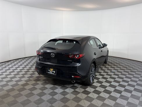 Used 2024 MAZDA MAZDA3 s image 10