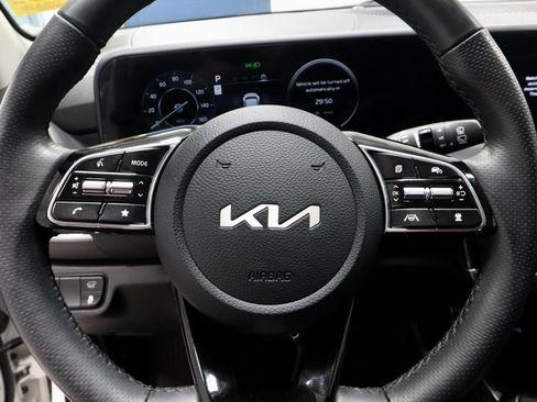 Used 2025 Kia Seltos SX w/ SX Sunroof Package AWD/4WD image 32