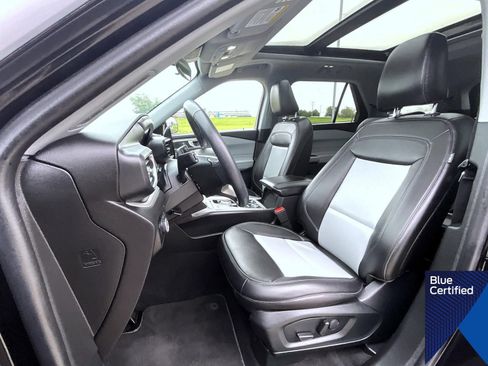 Used 2023 Ford Explorer XLT w/ Equipment Group 202A AWD/4WD image 10