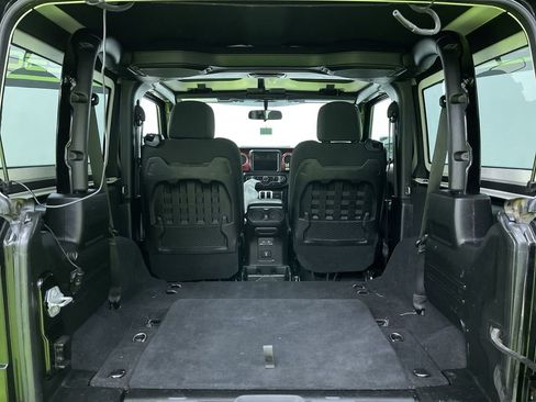 Used 2019 Jeep Wrangler Rubicon w/ LED Lighting Group image 28