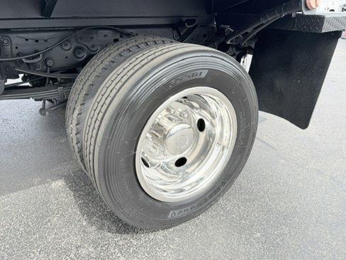 Used 2000 Ford F550 4x4 Regular Cab Super Duty image 9