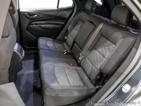 Used 2019 Chevrolet Equinox LT FWD image 16