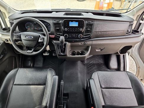 Used 2020 Ford Transit 350 XL image 40