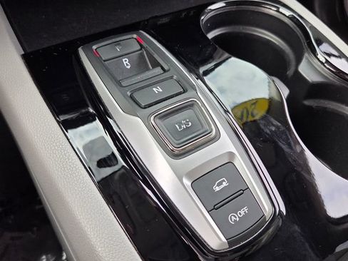 Used 2016 Honda Pilot Touring image 27