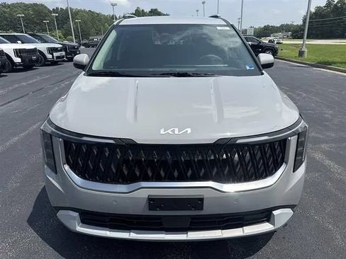 New 2026 Kia Carnival EX FWD image 2