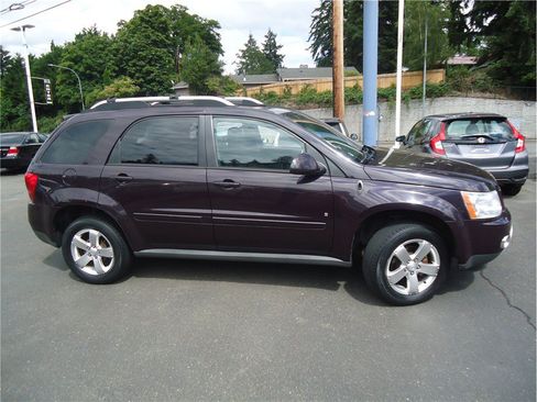 Used 2006 Pontiac Torrent 2WD w/ Preferred Package image 4