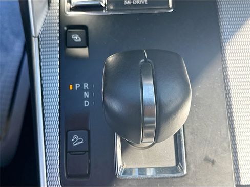 Used 2024 MAZDA CX-90 Plug-In Hybrid w/ Preferred image 18