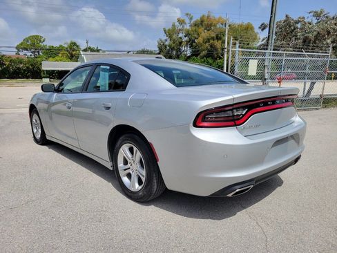 Used 2022 Dodge Charger SXT image 7
