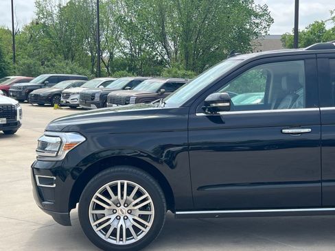 Used 2024 Ford Expedition Max Limited image 8