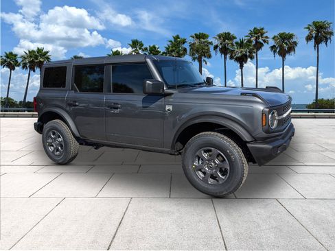 New 2025 Ford Bronco Big Bend image 2