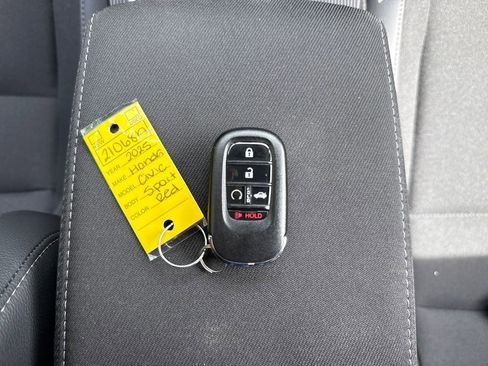Certified 2025 Honda Civic Sport image 32