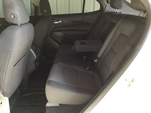 Used 2021 Chevrolet Equinox LT image 38