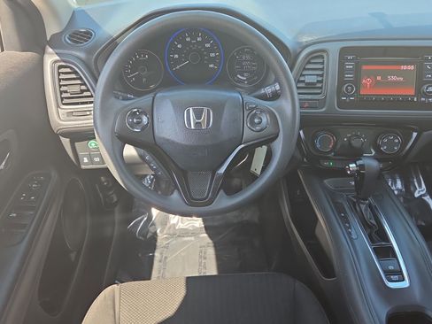 Used 2017 Honda HR-V LX image 12