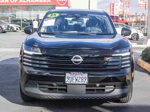 Certified 2025 Nissan Kicks S image 3