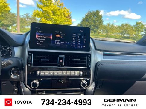 Used 2023 Lexus GX 460 Premium w/ Premium Plus Package AWD/4WD image 18