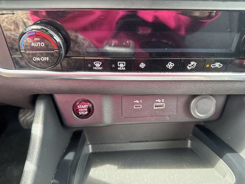 Used 2023 Nissan Rogue SV AWD/4WD image 37