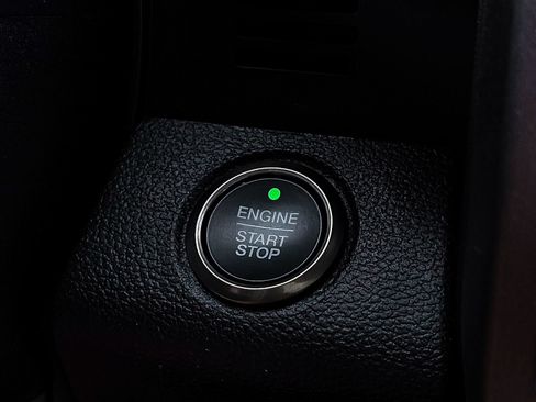 Used 2019 Ford F150 Raptor w/ Equipment Group 802A Luxury AWD/4WD image 23