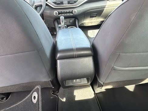 Used 2024 Nissan Altima 2.5 SV image 20