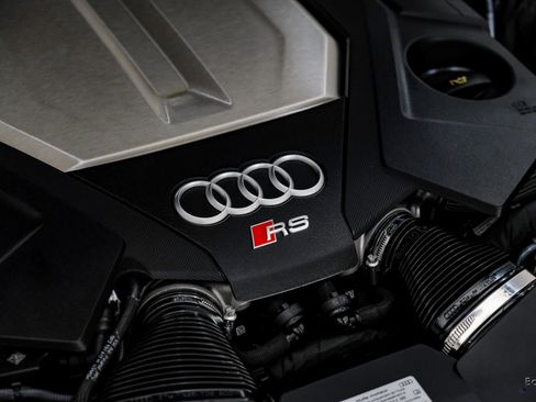 Used 2025 Audi RS 6 performance image 96