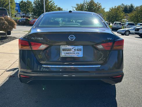 Certified 2022 Nissan Altima 2.5 SV image 6