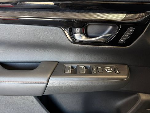 Used 2023 Honda CR-V Sport Touring image 13