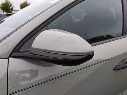 Used 2022 Hyundai Santa Cruz SEL FWD image 11