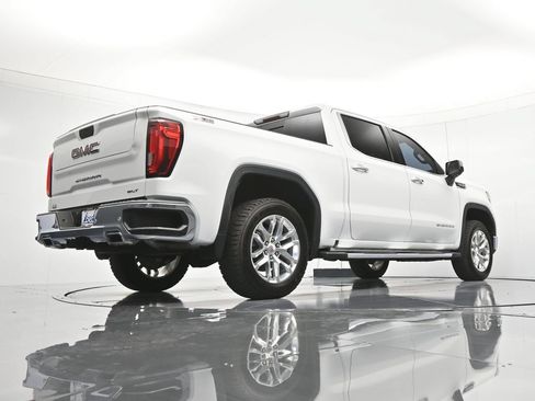 Used 2019 GMC Sierra 1500 SLT w/ SLT Premium Plus Package AWD/4WD image 44