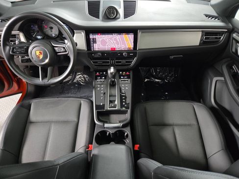 Used 2022 Porsche Macan S AWD/4WD image 4