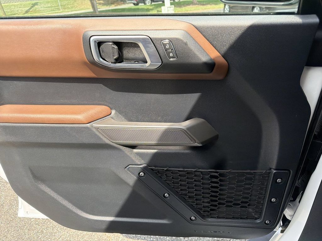 Used 2021 Ford Bronco Outer Banks AWD/4WD image 22