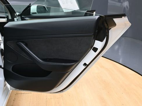 Used 2023 Tesla Model 3 Standard Range RWD image 40