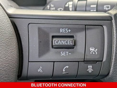 Certified 2025 Nissan Kicks SV AWD/4WD image 21