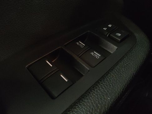 Used 2017 Honda Pilot Touring image 27