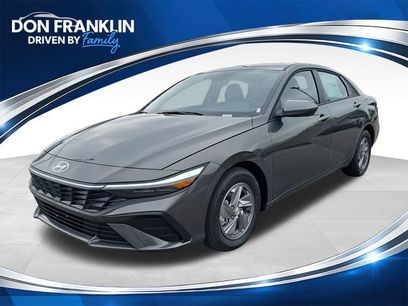 Used 2025 Hyundai Elantra SE