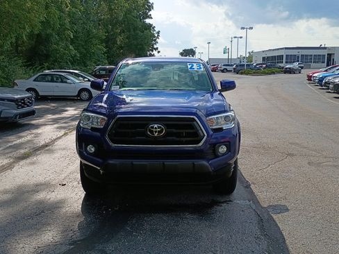 Used 2023 Toyota Tacoma SR5 AWD/4WD image 8