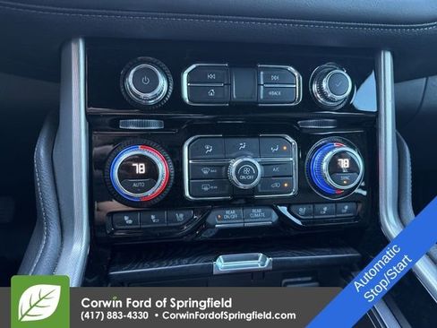 Used 2022 GMC Yukon XL Denali w/ Denali Ultimate Package image 17