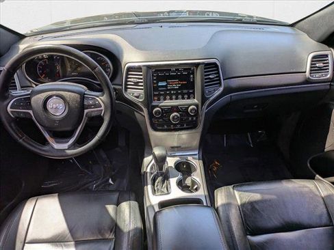 Used 2018 Jeep Grand Cherokee Limited image 14