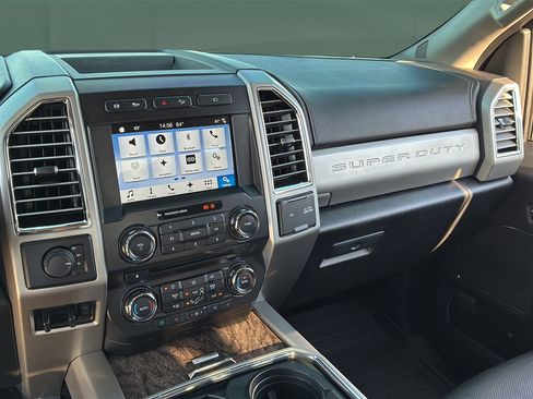 Used 2017 Ford F350 Lariat w/ Lariat Value Package image 15