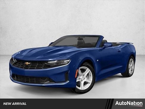 Used 2023 Chevrolet Camaro LT image 1