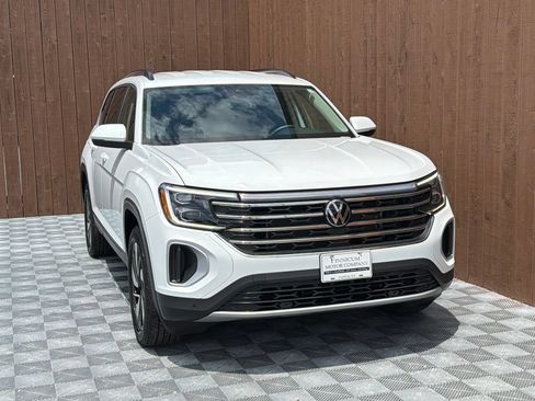 Used 2024 Volkswagen Atlas SE FWD image 13