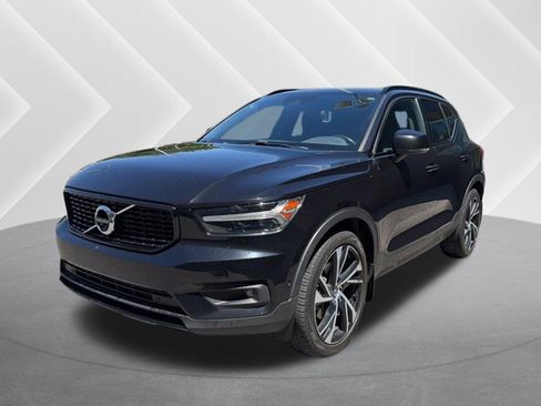 Used 2021 Volvo XC40 T5 R-Design w/ Advanced Package AWD/4WD image 1