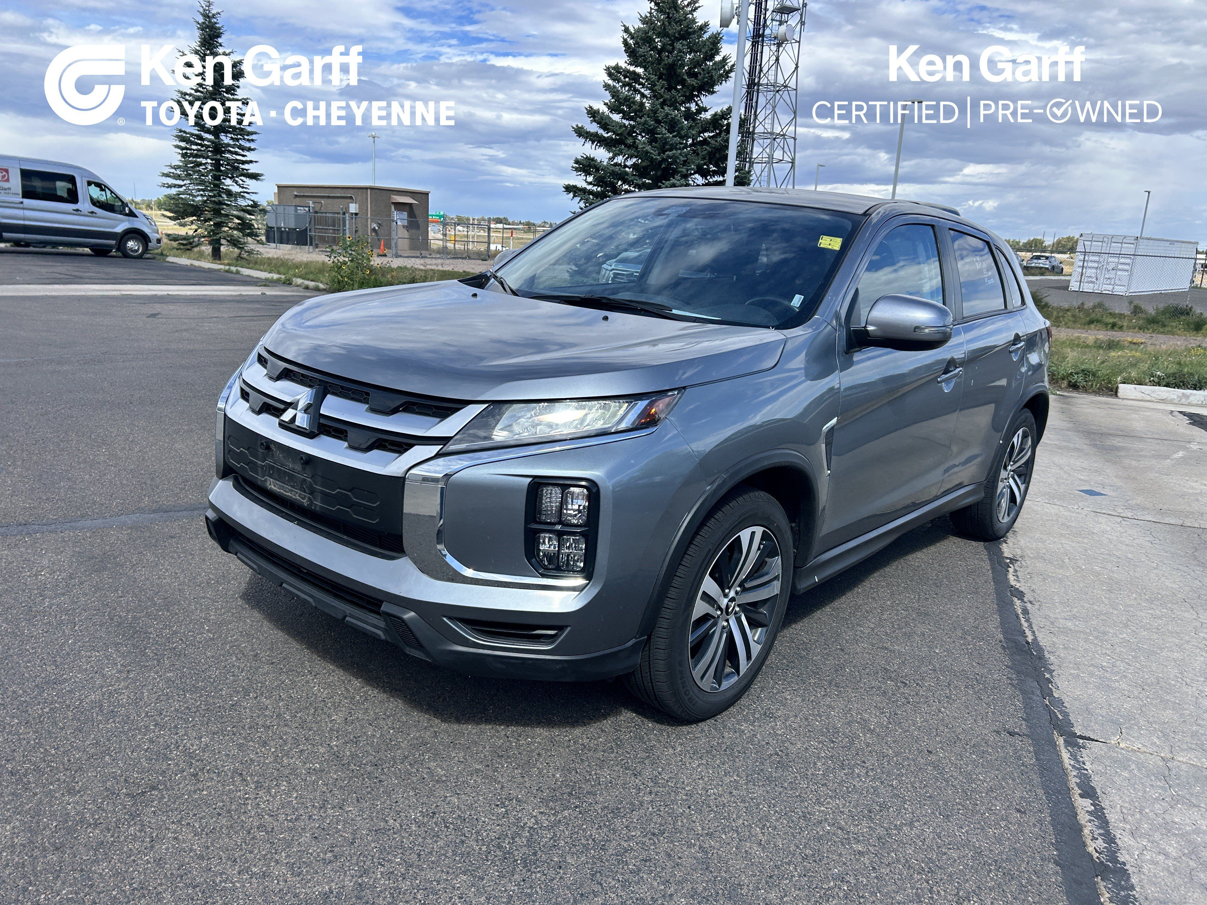 Used 2025 Mitsubishi Outlander Sport SE AWD/4WD image 1