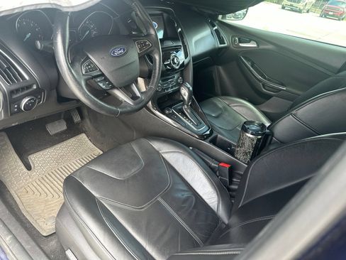 Used 2017 Ford Focus Titanium FWD image 14