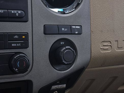 Used 2011 Ford F250 XLT w/ XLT Interior Pkg RWD image 27