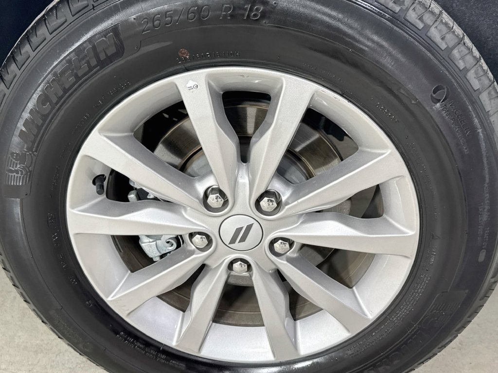 Used 2025 Dodge Durango GT RWD image 39