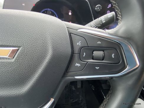 Used 2025 Chevrolet Trax LT w/ LT Convenience Package FWD image 27