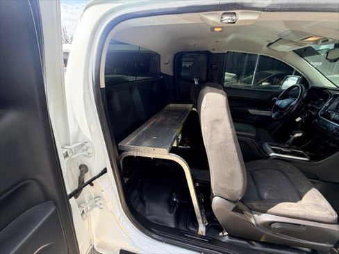 Used 2022 Chevrolet Colorado LT w/ Fleet Safety Package RWD image 13